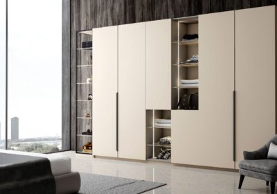 Hinged-Fitted-wardrobe-with-open-shelves-in-cashmere-grey-and-silver-grey-finish-1